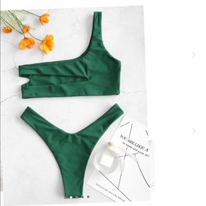 One shoulder cut out green bikini